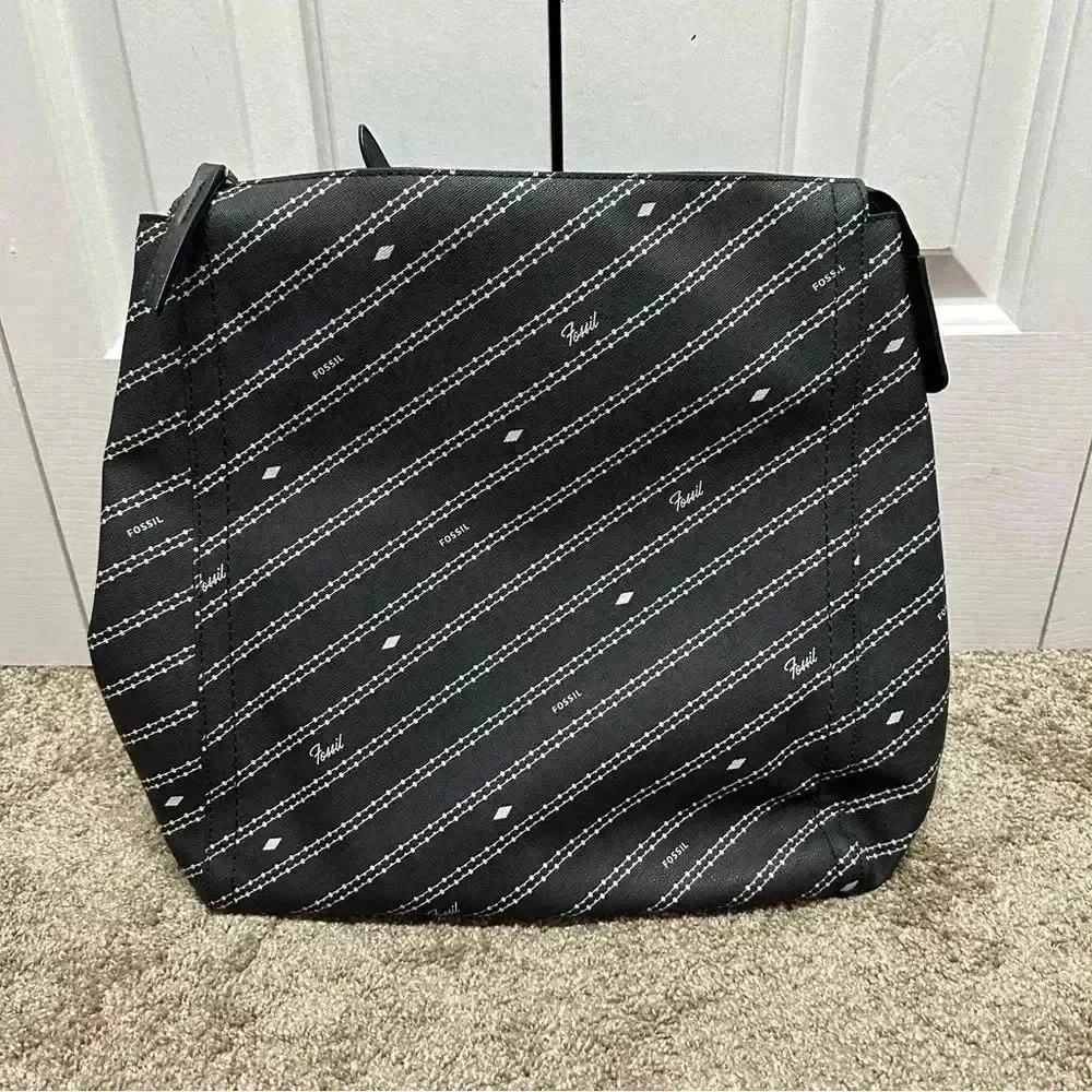 Fossil Parker Convertible Backpack.‎ Black. Faux leather.